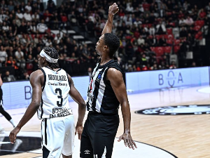 Бешикташ победом над Бургом преузео лидерско место у групи Б Бешикташ победом над Бургом преузео лидерско место у групи Б