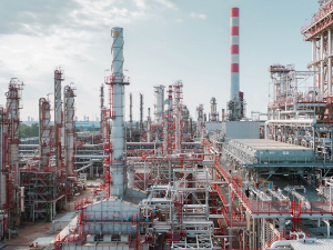 Промене у нафтном сектору – ”Лукоил Промене у нафтном сектору – ”Лукоил