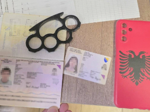 Полиција задржала двоје држављана БиХ легитимисаних код Пионирског парка 