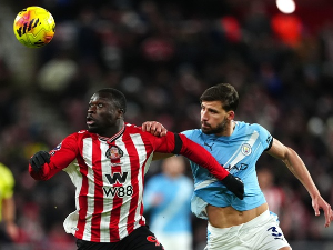 Сандерленд не губи меч када игра на свом стадиону - у то се уверио и Манчестер сити