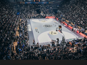 Евролига казнила Партизан због инцидената навијача против Олимпијакоса