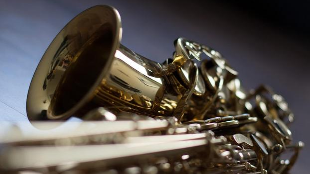 Звук саксофона