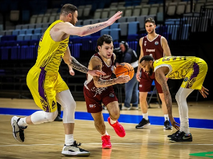 Трапани избачен из италијанског првенства, остали са једним играчем против Трента