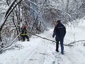 Ванредна ситуација у 11 општина – без струје неколико хиљада домаћинстава, ради се на стабилизацији снабдевања