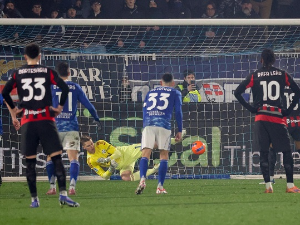 Комо нападао, Милан погађао – Алегријев тим и даље у трци за Скудето