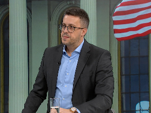 Недељковић: Стубови мултивекторске политике се урушавају и прете да нам падну на главу