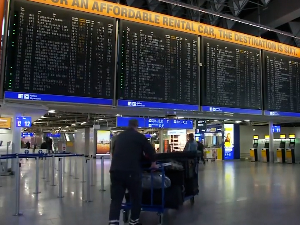 Колапс авио-саобраћаја у Европи, шта може путник против "више силе"