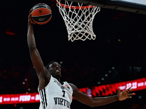 Кошаркаш Виртуса Салиу Нијанг МВП 22. кола Евролиге