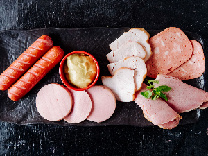 Сухомеснати производи под лупом СЗО: шта заиста значи да су „канцерогени“