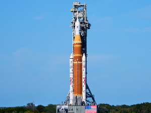 Најмоћнија ракета се вратила на лансирну рампу, Наса се спрема за први лет астронаута око Месеца од 1972.