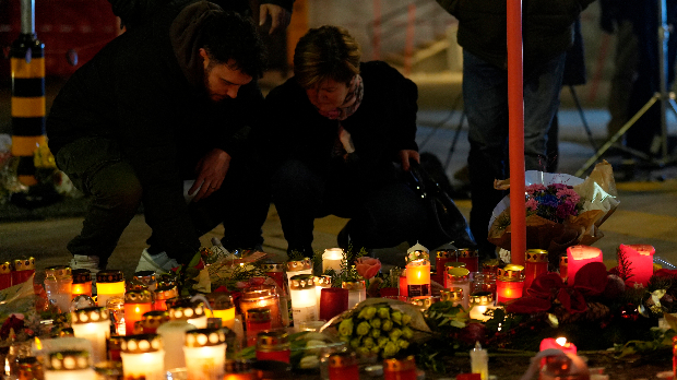 Четворо Срба међу повређенима у пожару у Кран-Монтани, швајцарске власти раде на идентификацији погинулих