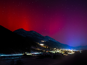 Почела највећа соларна олуја у последњих 20 година, поларна светлост стиже и до нас