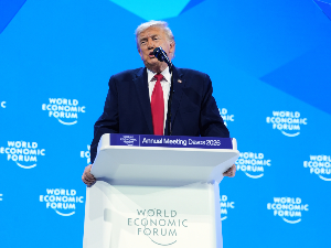 Трамп у Давосу: Тражим хитне преговоре о куповини Гренланда