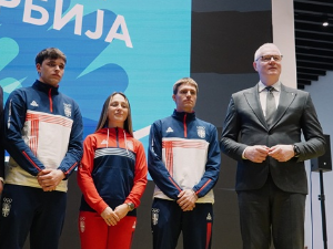 Томашевић олимпијцима: Медаље нису обавеза, али јесте да часно репрезентујете Србију