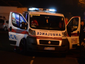 Баново брдо, аутобус на почетној станици прешао жени преко ноге