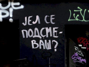 Авангарда, језик лудости: Борба за голи вот, 1-10 