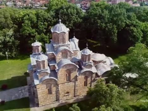 Јутарњи програм из три студија