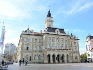 Европарламентарац Пребилич у Новом Саду са оптуженима за рушење уставног поретка 