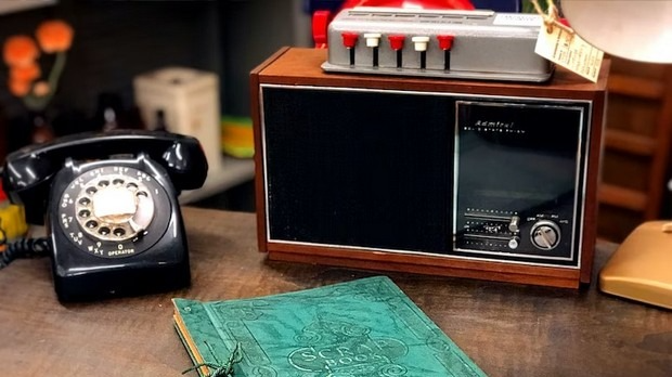 Емисија о радију и радиофонском стваралаштву