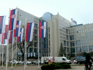 Пут до трећине власништва у НИС-у - зашто Србија купује акције од МОЛ-а, а не од Руса