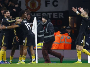 Јунајтед изненадио Арсенал на "Емирејтсу"