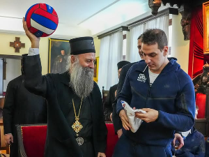 Патријарх Порфирије угостио ватерполисте