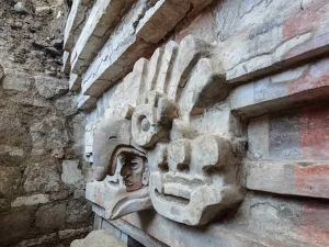 Откриће века у Мексику – сова смрти и лице владара у древној запотечкој гробници