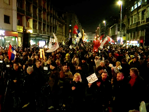 Скуп студената у блокади  "У знању је моћ" испред Ректората у Београду