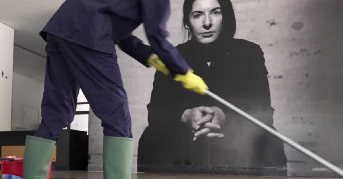 ТВ фељтон: Марина Абрамовић – Разговори са чистачицом 