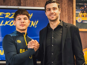 Мијатовићев нови корак - нападач позајмљен Ајнтрахту у "Цвајти"