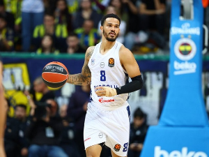 Ефес одустао од евролигашке сезоне, Фенер убедљив у турском дербију