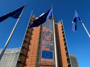 Проширење ЕУ јефтиније од "сивих зона" на Западном Балкану, Србија под лупом Брисела