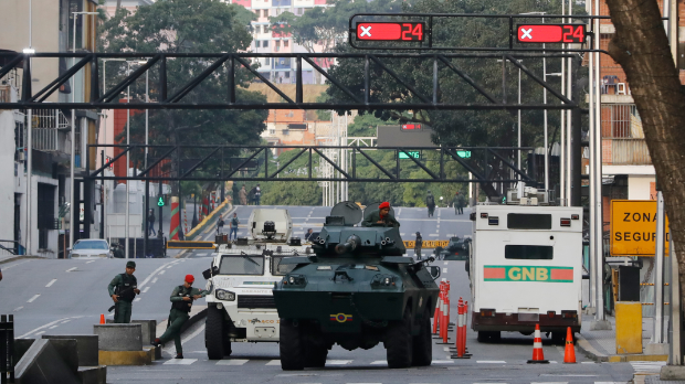 Трамп објавио да је Мадуро заробљен и одведен из земље, и да су САД извеле успешан удар на Венецуелу; Влада у Каракасу: Не знамо где су Мадуро и његова супруга