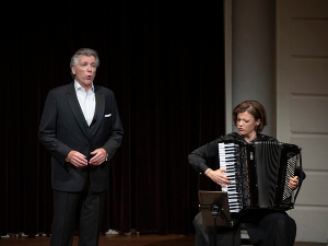 Век хармонике – Реситал Томаса Хемпсона и Ксеније Сидорове, I део