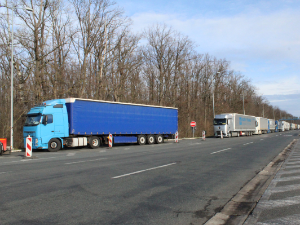 Превозници из Србије прекидају блокаду
