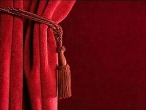 Периша Армуш Бели: Манекен (премијера)