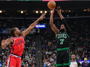 Браунових 50 у дебаклу Клиперса против Бостона на домаћем паркету