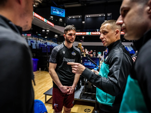 Бизарна утакмица у Лиги шампиона - Трапани играо са двојицом па изгубио у првој четвртини