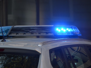 Kамион слетео са пута између Футога и Бегеча и запалио се, повређена једна особа