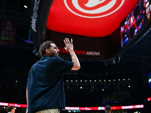 Атланта мења лице франшизе, Треј Јанг трејдован у Вашингтон