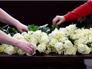 Комеморација жртвама пожара у Кран-Монтани, огласила се звона на свим црквама у Швајцарској