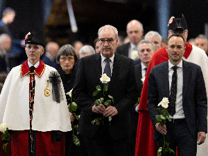 Одржана комеморација жртвама пожара у Кран-Монтани, огласила се звона на свим црквама у Швајцарској