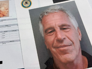 Епстин послао 75.000 долара на рачуне повезане са лордом Петером Манделсоном