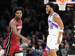 Сенсабо тројком у финишу донео победу Јути против Мајамија, Јовић без поена