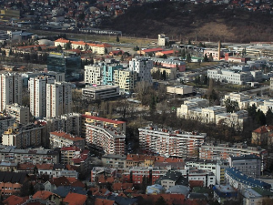 Тужилаштво наставља истрагу о трамвајској несрећи у Сарајеву, побољшано стање тешко повређене девојке