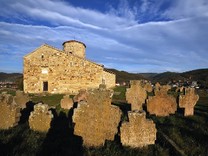 Епархија рашко-призренска: Нетачни наводи о премештању седишта епархије и нелегалној градњи