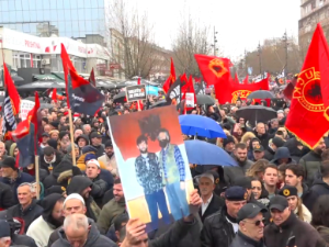 Протест у Приштини против суђења вођама тзв. ОВК у Хагу