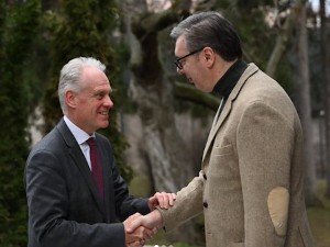 Вучић са Копманом о европском путу Србије и унапређењу сарадње са ЕУ