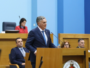 Председник РС Синиша Каран примљен у болницу