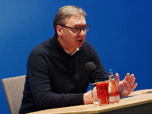 Вучић најавио програм за повратнике и разговор са Зиђином о загађењу у Бору